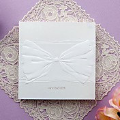 sencilla en relieve de tres veces invitación de la boda (juego de 50)