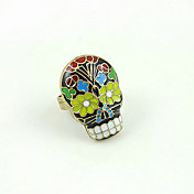 fargerik skull ring