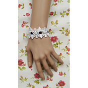 main dentelle blanche princesse lolita bracelet