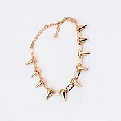 mujer triángulo remache vendimia collar