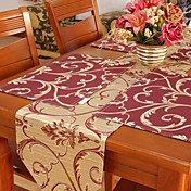 Set Of 4 Traditional Polyester Floral Placemats
