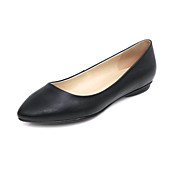 Leather Low Heel Closed Toe Party / Evening Shoes