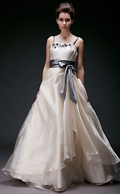 A-line Straps Floor-length Organza Wedding Dress With Beaded Appliques
