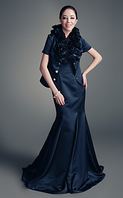 Trumpet/ Mermaid Sweetheart Sweep/ Brush Train Satin Mother of the Bride Dress With A Wrap