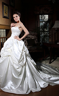 Ball Gown Spaghetti Straps Chapel Train Satin Wedding Dress with A Wrap