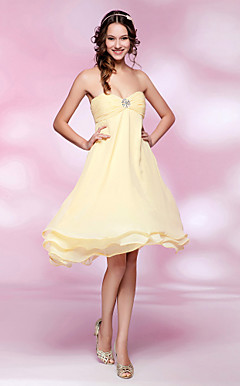 A-line Strapless Empire Knee-length Chiffon Cocktail Dress
