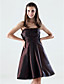  A-line Strapless Empire Knee-length Taffeta Bridesmaid/ Wedding Party Dress