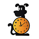 Perro de la historieta Reloj de pared de acrílico