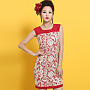 Floreale Vestito aderente in pizzo donna
