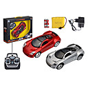 Emulação 01:16 RC carregamento vias Quatro Controle Remoto Toy Car (cor aleatória)